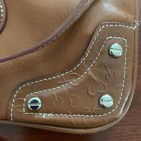 XOXO clutch - Picture 8 of 11